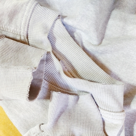 Vintage gray crew neck pullover sweater fit large - Picture 9 of 12